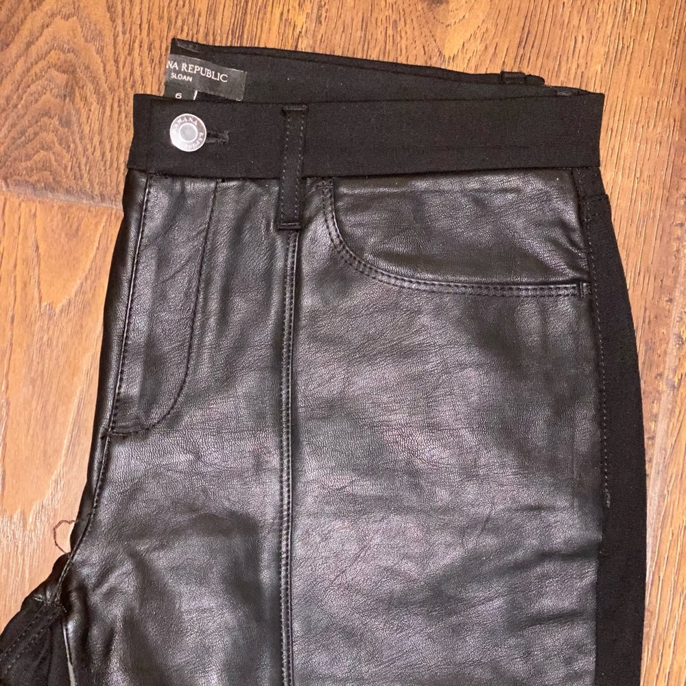 Faux Leather fronted pants. Banana Republic size 6.